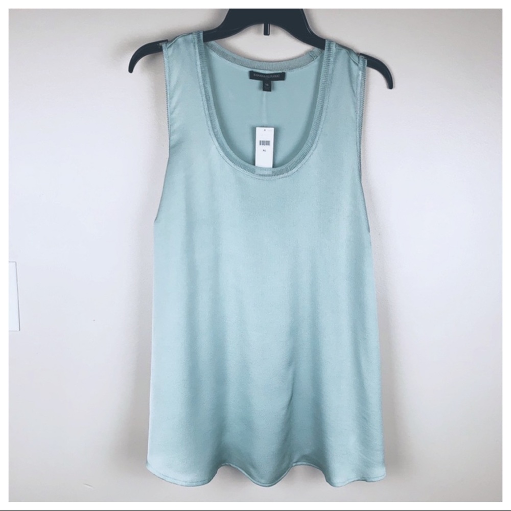 🌹NWT. Banana Republic Mint Top. Size XL.